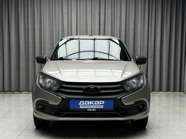 Lada (ВАЗ) Granta I Рестайлинг с пробегом 2019 года, цена 669 000 рублей, 60626 км, лифтбек, Автокод Объявления