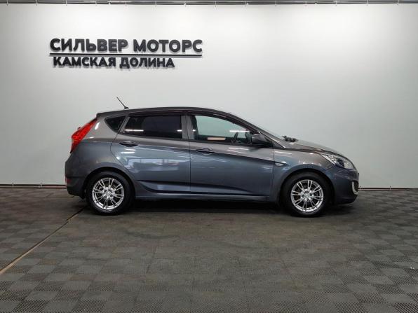Hyundai Solaris I с пробегом 2012 года, цена 650 000 рублей, 187460 км, хэтчбек, Автокод Объявления