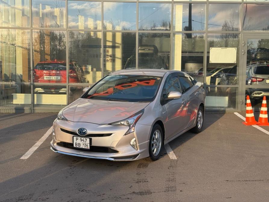 Toyota Prius IV (XW50) Санкт-Петербург  - изображение 1