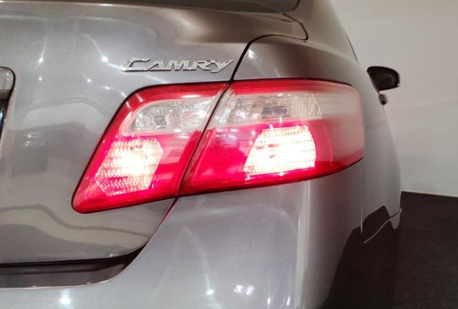 Toyota Camry VI (XV40) Рестайлинг с пробегом 2010 года, цена 1 100 000 рублей, 253604 км, седан, Автокод Объявления