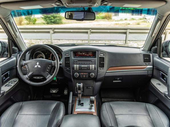 Mitsubishi Pajero IV Рестайлинг 1 с пробегом 2011 года, цена 2 348 000 рублей, 197309 км, внедорожник, Автокод Объявления