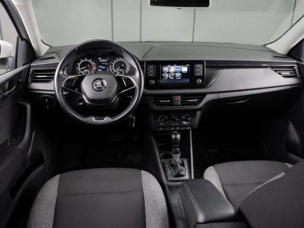 Skoda Rapid II с пробегом 2021 года, цена 1 700 000 рублей, 51682 км, лифтбек, Автокод Объявления