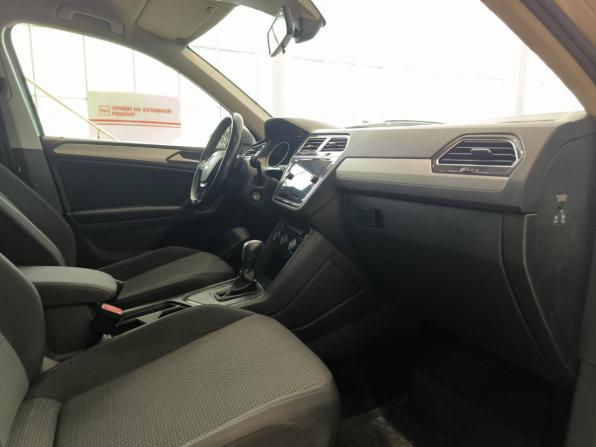 Volkswagen Tiguan II с пробегом 2019 года, цена 1 880 000 рублей, 142000 км, внедорожник, Автокод Объявления