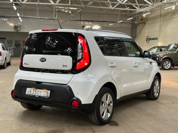 Kia Soul II Рестайлинг с пробегом 2016 года, цена 1 445 000 рублей, 81049 км, хэтчбек, Автокод Объявления
