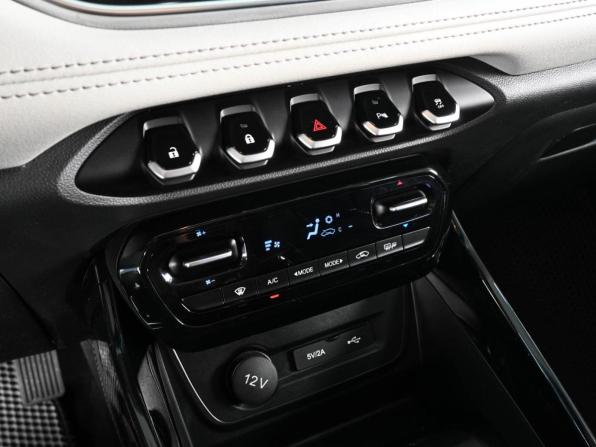 Chevrolet Captiva II с пробегом 2022 года, цена 2 099 000 рублей, 80655 км, внедорожник, Автокод Объявления