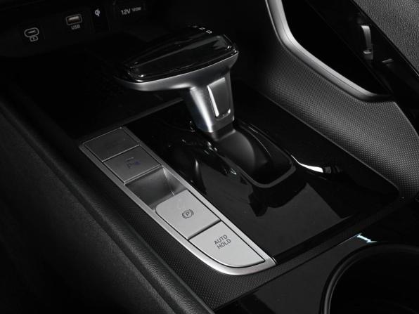 Hyundai Elantra VII (CN7) Рестайлинг с пробегом 2023 года, цена 2 829 000 рублей, 528 км, седан, Автокод Объявления