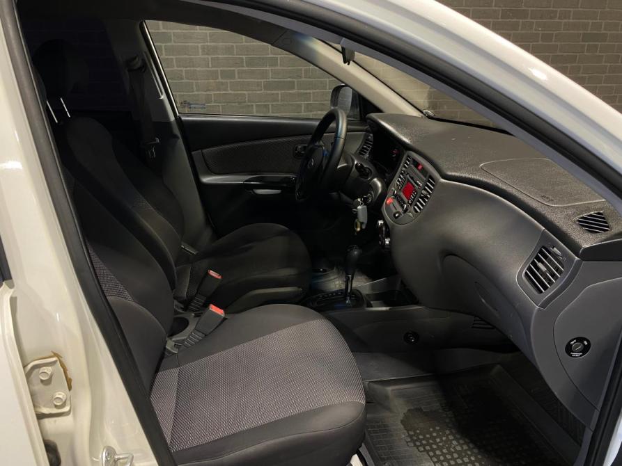 Kia Rio II Рестайлинг Челябинск  - изображение 10