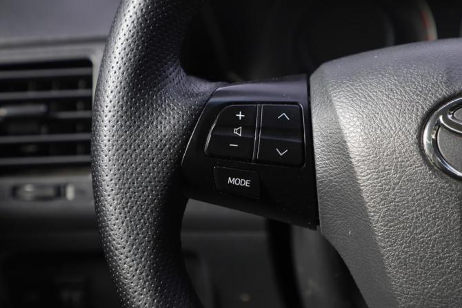 Toyota Corolla X (E140 E150) Рестайлинг с пробегом 2012 года, цена 1 629 000 рублей, 132500 км, седан, Автокод Объявления