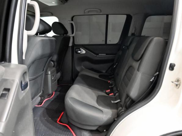 Nissan Pathfinder III Рестайлинг с пробегом 2013 года, цена 1 920 000 рублей, 159780 км, внедорожник, Автокод Объявления