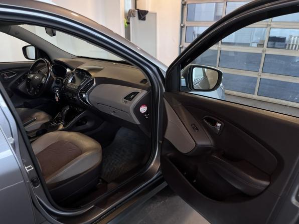 Hyundai ix35 I Рестайлинг с пробегом 2013 года, цена 1 350 000 рублей, 183489 км, внедорожник, Автокод Объявления