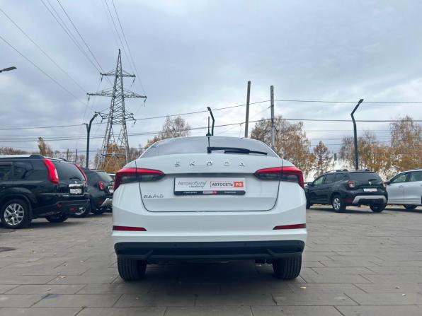 Skoda Rapid II с пробегом 2021 года, цена 1 664 000 рублей, 117104 км, лифтбек, Автокод Объявления
