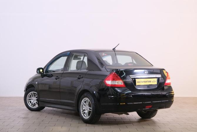 Nissan Tiida I Рестайлинг с пробегом 2010 года, цена 799 000 рублей, 150000 км, седан, Автокод Объявления