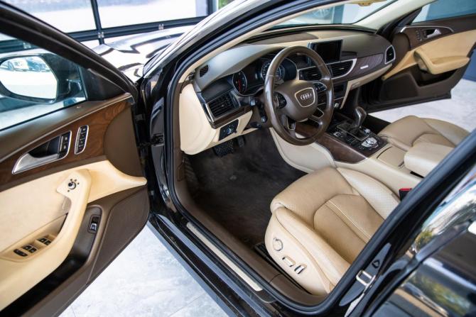 Audi A6 IV (C7) Рестайлинг с пробегом 2016 года, цена 3 500 000 рублей, 107650 км, седан, Автокод Объявления