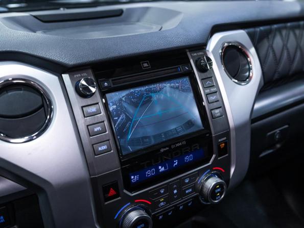 Toyota Tundra II Рестайлинг с пробегом 2013 года, цена 5 346 000 рублей, 96230 км, offers.body_type.unknown, Автокод Объявления
