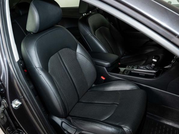 Kia Optima IV с пробегом 2018 года, цена 2 357 000 рублей, 58000 км, седан, Автокод Объявления