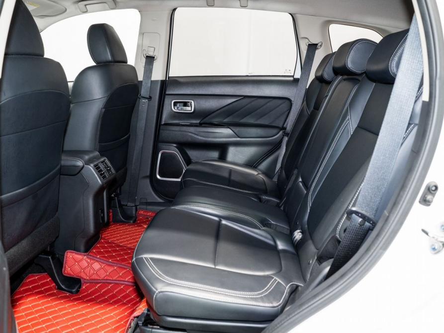 Mitsubishi Outlander III Рестайлинг 3 Чита  - изображение 6