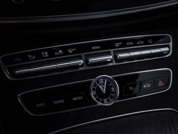 Mercedes-Benz E-Класс V (W213 S213 C238) с пробегом 2019 года, цена 3 190 000 рублей, 126513 км, седан, Автокод Объявления