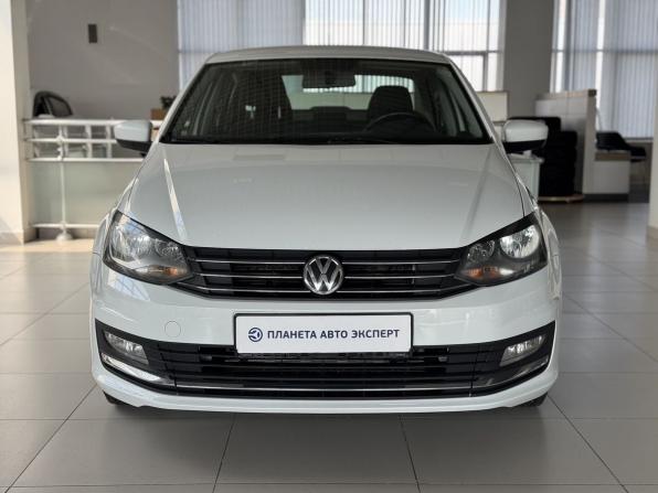 Volkswagen Polo V Рестайлинг с пробегом 2016 года, цена 1 030 000 рублей, 176453 км, седан, Автокод Объявления