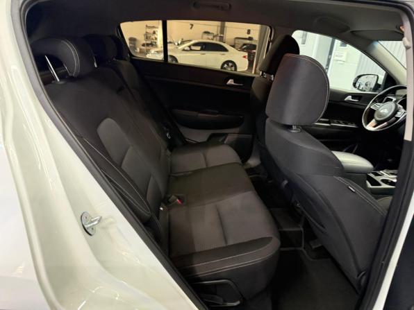 Kia Sportage IV Рестайлинг с пробегом 2019 года, цена 1 997 000 рублей, 171000 км, внедорожник, Автокод Объявления