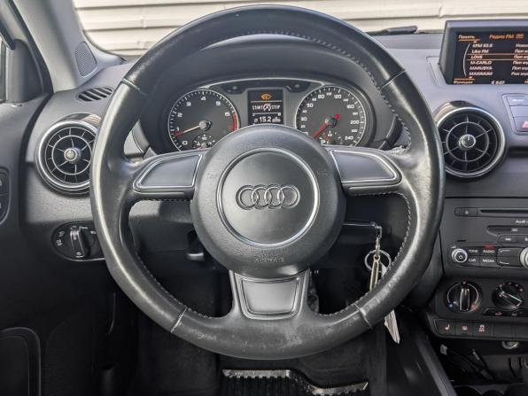 Audi A1 I (8X) с пробегом 2012 года, цена 1 200 000 рублей, 95101 км, хэтчбек, Автокод Объявления