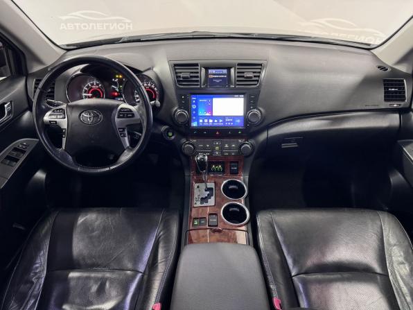 Toyota Highlander II (XU40) Рестайлинг с пробегом 2011 года, цена 1 980 000 рублей, 222446 км, внедорожник, Автокод Объявления