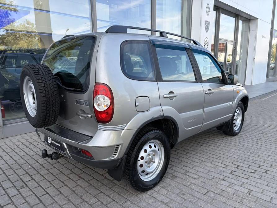 Chevrolet Niva I Рестайлинг Москва  - изображение 8