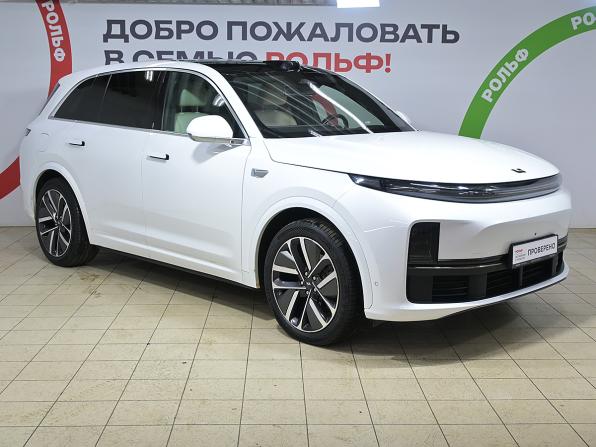 Li Auto (Lixiang) L7 I с пробегом 2023 года, цена 5 990 000 рублей, 31904 км, внедорожник, Автокод Объявления