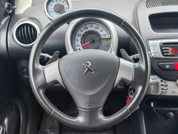 Peugeot 107 I Рестайлинг 2 с пробегом 2012 года, цена 360 000 рублей, 132000 км, хэтчбек, Автокод Объявления