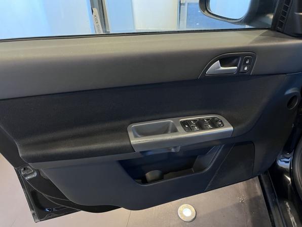 Volvo S40 II Рестайлинг с пробегом 2011 года, цена 694 000 рублей, 288367 км, седан, Автокод Объявления