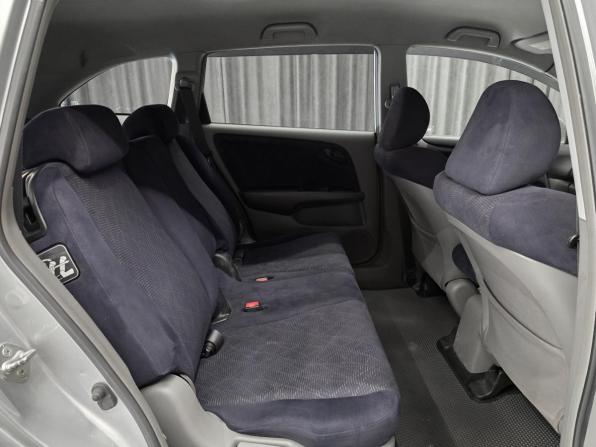 Honda Stream II Рестайлинг с пробегом 2009 года, цена 850 000 рублей, 230000 км, минивэн, Автокод Объявления