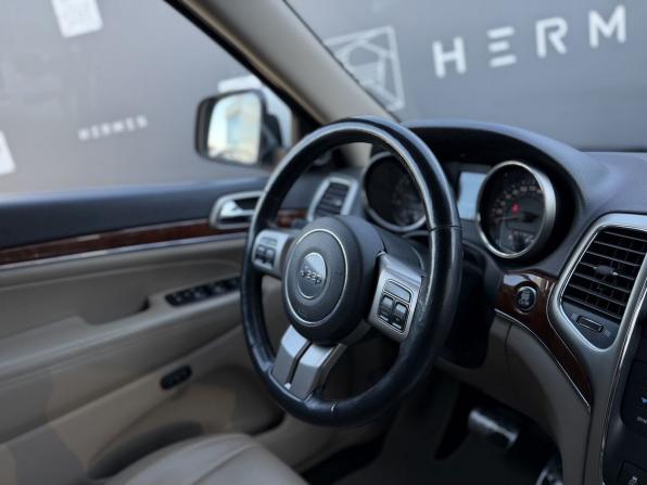 Jeep Grand Cherokee IV (WK2) с пробегом 2012 года, цена 1 689 000 рублей, 174899 км, внедорожник, Автокод Объявления