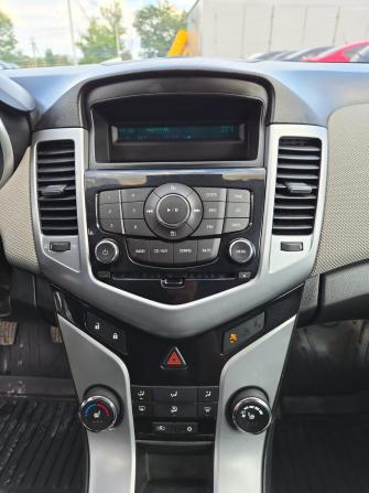 Chevrolet Cruze I Рестайлинг с пробегом 2012 года, цена 590 000 рублей, 271150 км, седан, Автокод Объявления