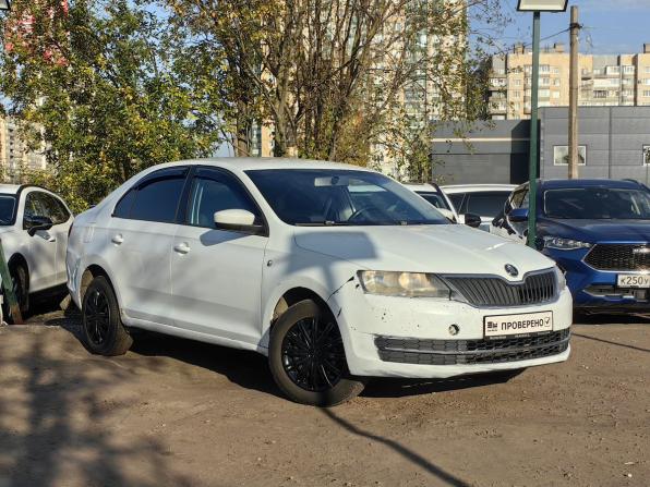 Skoda Rapid I с пробегом 2016 года, цена 679 000 рублей, 202000 км, лифтбек, Автокод Объявления