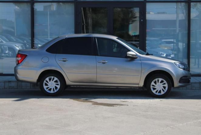 Lada (ВАЗ) Granta I Рестайлинг с пробегом 2022 года, цена 860 000 рублей, 99070 км, седан, Автокод Объявления