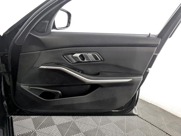 BMW 3 серии VII (G2x) с пробегом 2020 года, цена 3 350 000 рублей, 92333 км, седан, Автокод Объявления