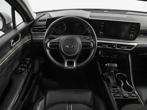 Kia K5 III с пробегом 2021 года, цена 2 550 000 рублей, 52866 км, седан, Автокод Объявления