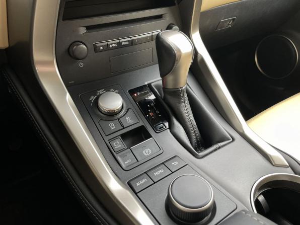 Lexus NX I с пробегом 2016 года, цена 2 798 000 рублей, 101133 км, внедорожник, Автокод Объявления