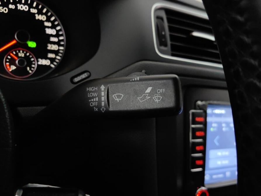 Volkswagen Jetta VI Подольск  - изображение 20