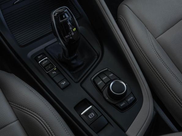 BMW X1 II (F48) Рестайлинг с пробегом 2020 года, цена 2 983 500 рублей, 111687 км, внедорожник, Автокод Объявления