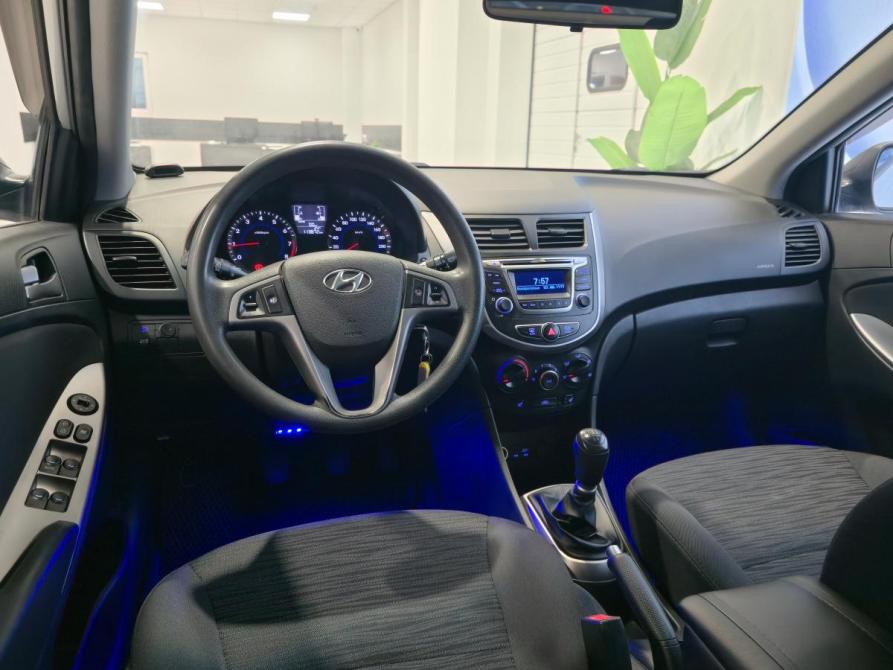 Hyundai Solaris I Рестайлинг Таганрог  - изображение 12