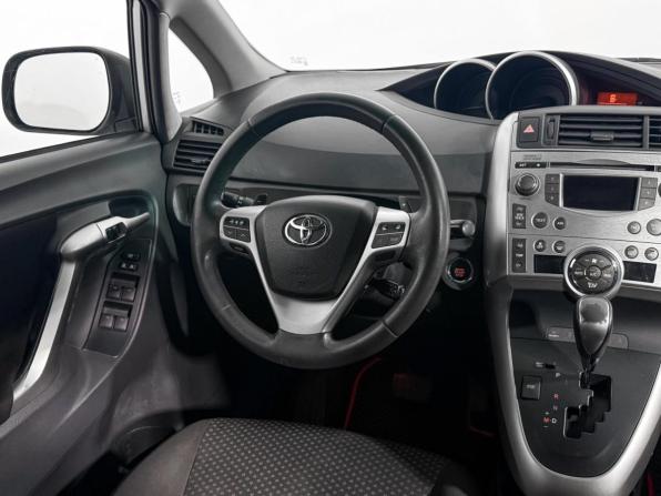 Toyota Verso I с пробегом 2010 года, цена 745 000 рублей, 343763 км, компактвэн, Автокод Объявления