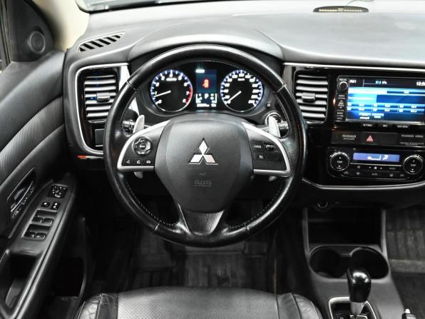 Mitsubishi Outlander III с пробегом 2013 года, цена 1 300 000 рублей, 278015 км, внедорожник, Автокод Объявления