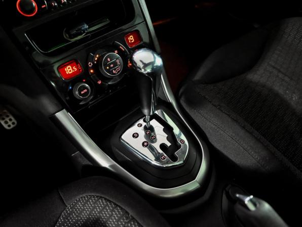 Peugeot 308 I Рестайлинг с пробегом 2011 года, цена 500 000 рублей, 264666 км, хэтчбек, Автокод Объявления