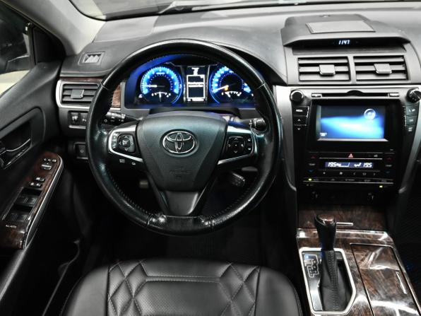 Toyota Camry VII (XV50) Рестайлинг с пробегом 2017 года, цена 2 550 000 рублей, 108321 км, седан, Автокод Объявления