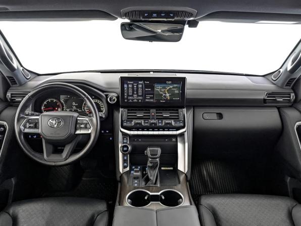 Toyota Land Cruiser 300 Series с пробегом 2022 года, цена 9 990 000 рублей, 57894 км, внедорожник, Автокод Объявления