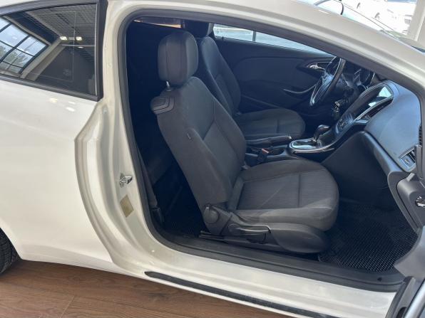 Opel Astra J Рестайлинг с пробегом 2012 года, цена 759 000 рублей, 184244 км, хэтчбек, Автокод Объявления
