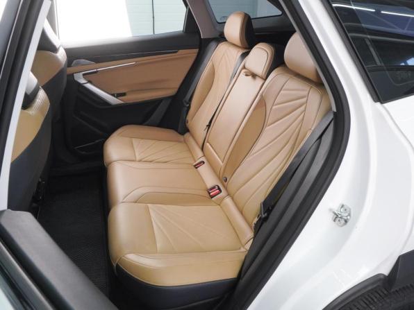 Geely Atlas II с пробегом 2023 года, цена 2 570 000 рублей, 26619 км, внедорожник, Автокод Объявления
