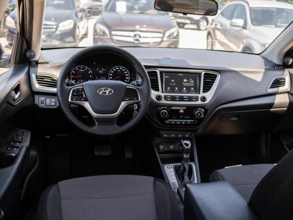 Hyundai Solaris II с пробегом 2019 года, цена 1 199 000 рублей, 293775 км, седан, Автокод Объявления