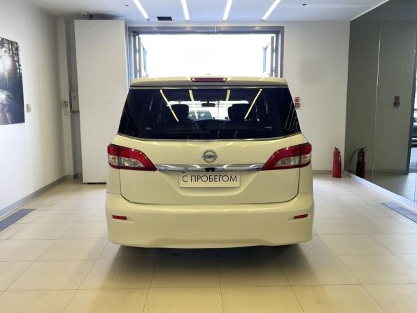 Nissan Quest IV с пробегом 2013 года, цена 1 490 000 рублей, 140000 км, минивэн, Автокод Объявления