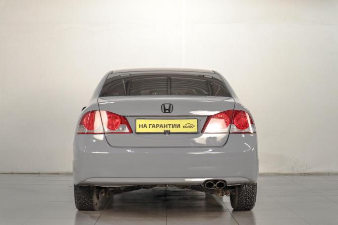 Honda Civic VIII с пробегом 2006 года, цена 549 000 рублей, 368200 км, седан, Автокод Объявления